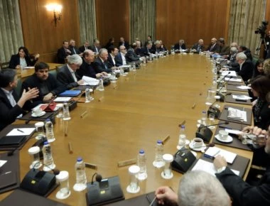 Ανασχηματισμός προ των πυλών: Ποιοι μένουν, ποιοι φεύγουν, ποιοι μπαίνουν στην κυβέρνηση